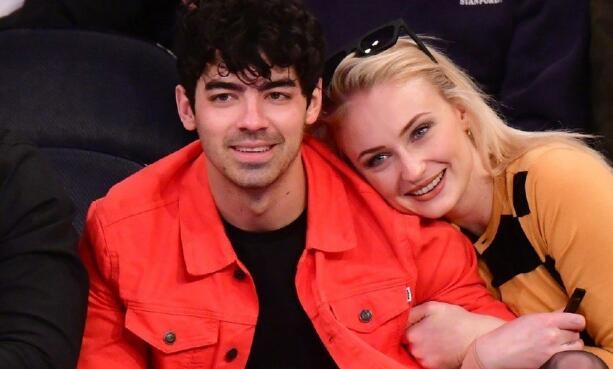 女星苏菲特纳怀孕现状曝光