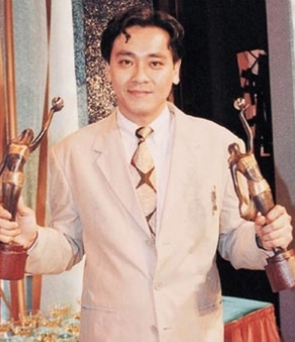 尔冬升年轻时候好帅照片(尔冬升有多帅)