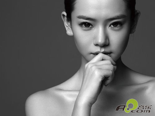 戚薇出道早期的照片(戚薇 早期)