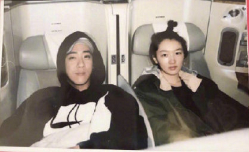 周冬雨被爆恋上英语助教是怎么回事(周冬雨疑与助教相恋)