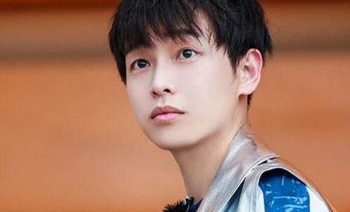 彭昱畅跟彭于晏是什么关系(彭昱畅与彭于晏关系个人资料及作品)