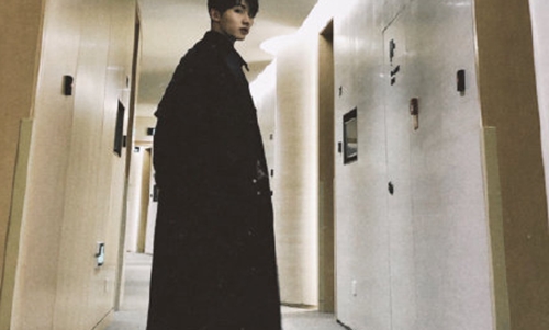 时代峰峻工作人员机场打人(时代峰峻 打人)