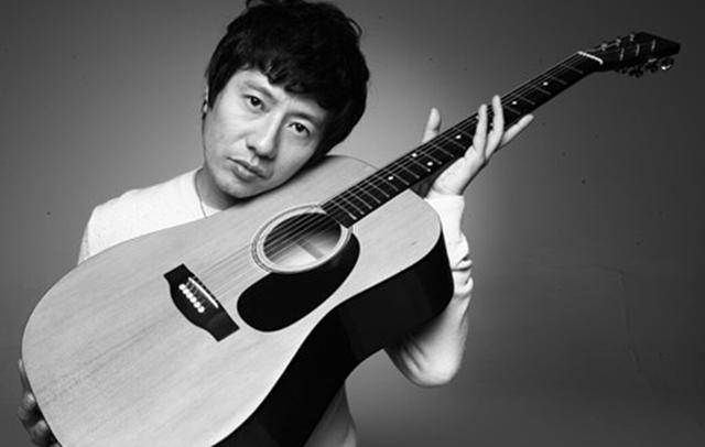 郑钧炮轰音乐排行榜说了什么(音乐人对郑钧的评价)