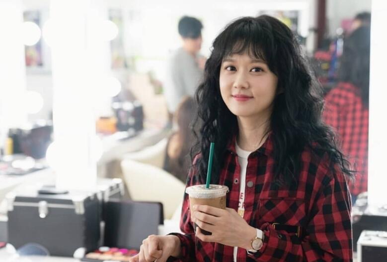 为什么没男星追张娜拉(追过欧阳娜娜的男星)