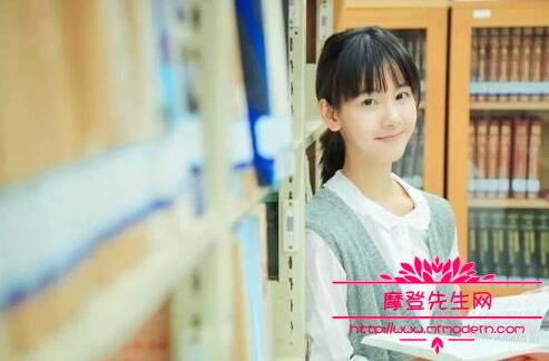 为什么陈都灵的牙齿这么难看？陈都灵让人无(陈都灵龅牙)