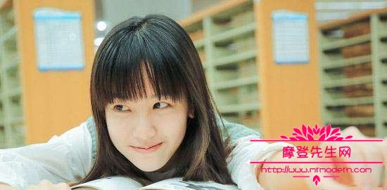 为什么陈都灵的牙齿这么难看？陈都灵让人无(陈都灵龅牙)