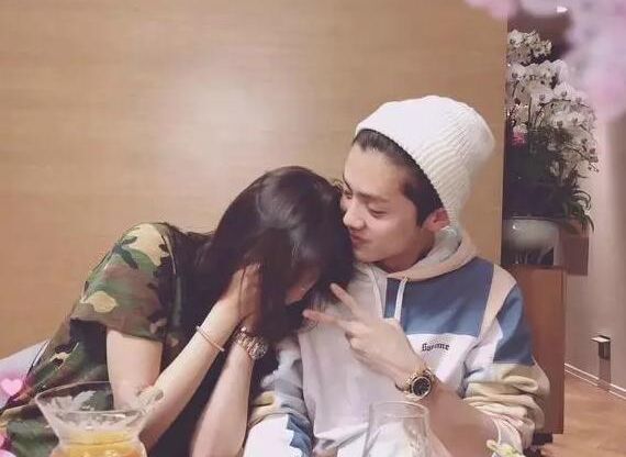 鹿晗的荧幕初吻献给娜扎(鹿晗的银幕初吻)