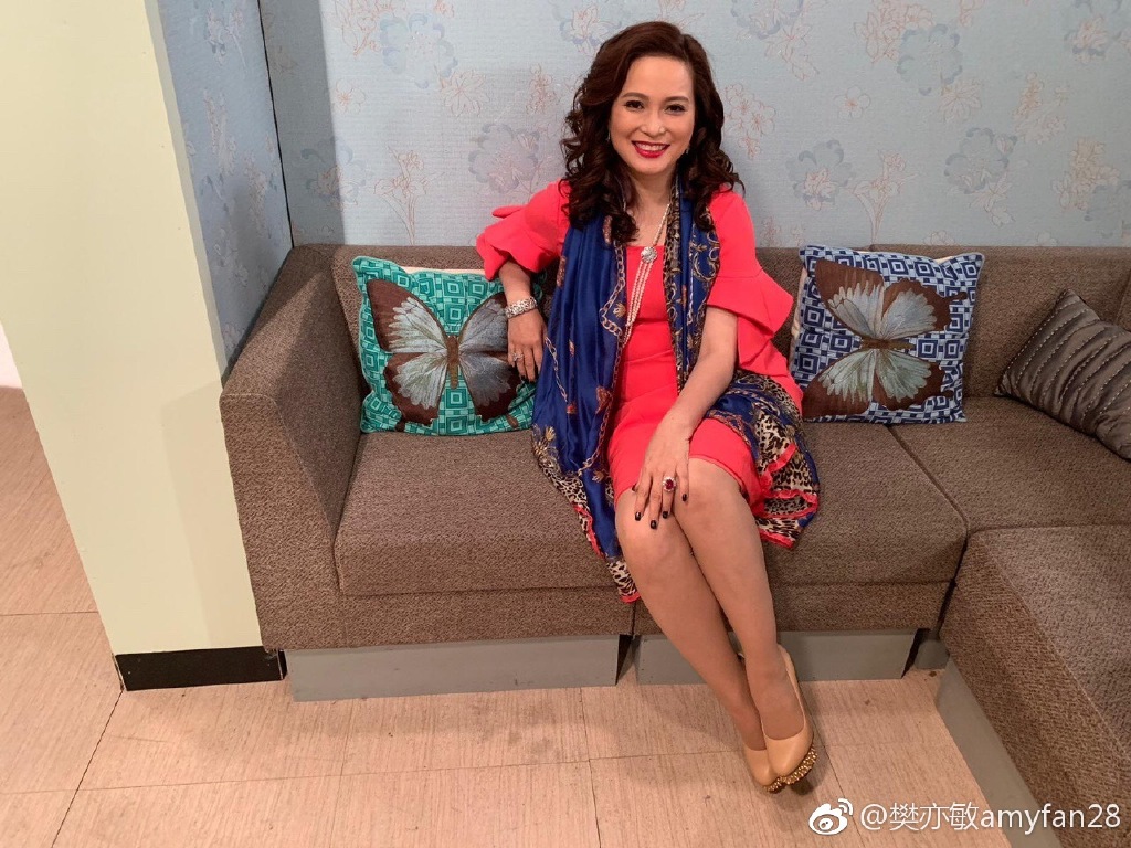 樊亦敏现在在卖鱼吗?樊亦敏年轻时好美照片 樊亦敏现在在卖鱼吗?樊亦敏年轻时好美照片