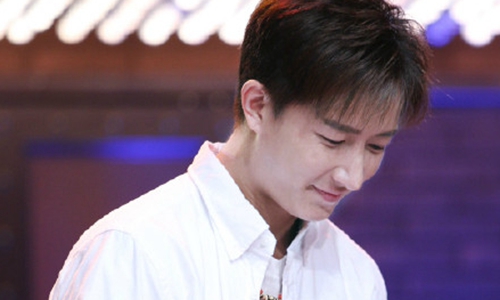 UNIQ金圣柱入伍晒手写信告别粉丝