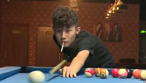 变形计赵力怎么了为什么没播完(变形计赵力山上摔死了,节目停播)