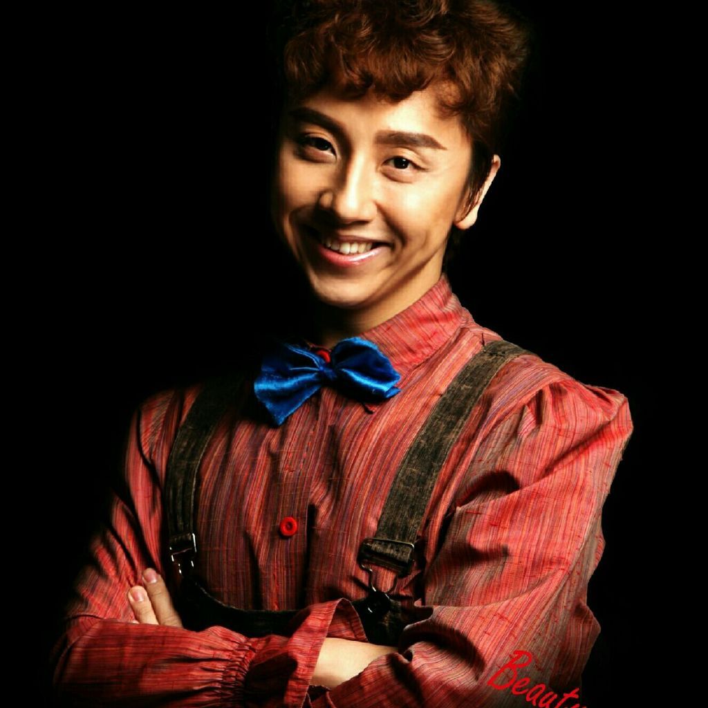 黄才伦是开心麻花的吗？黄才伦是不是野食小