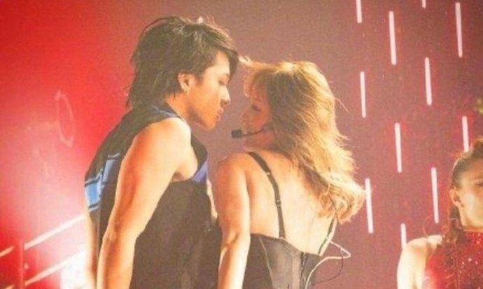 滨崎步儿子生父身份曝光竟是他(滨崎步身世)