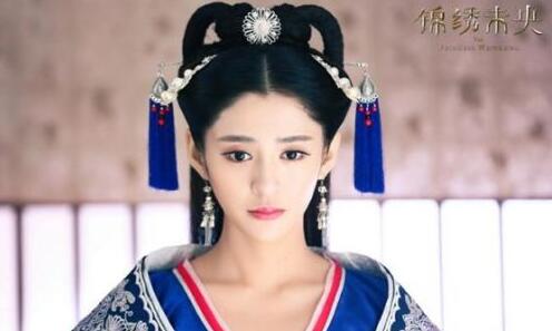 李心艾的手好胖对比太出戏了(李心艾小胖手) 李心艾的手好胖对比太出戏了(李心艾小胖手)