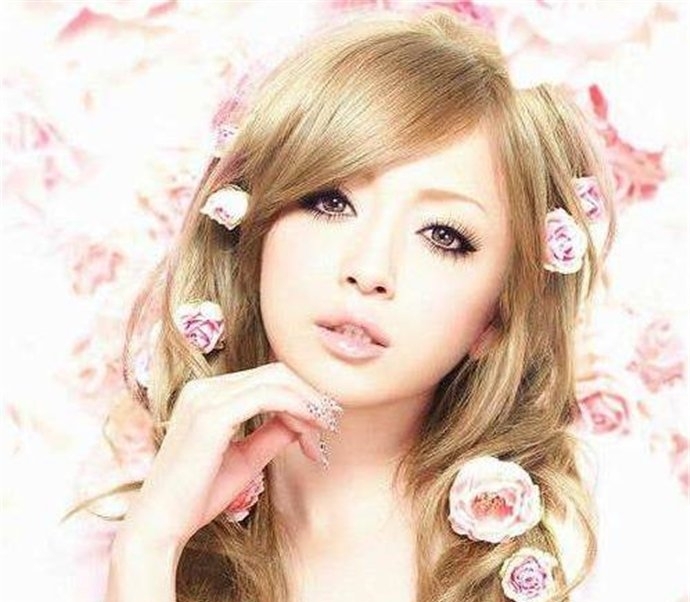 滨崎步现在的状况爱情落寞(滨崎步现任男友)