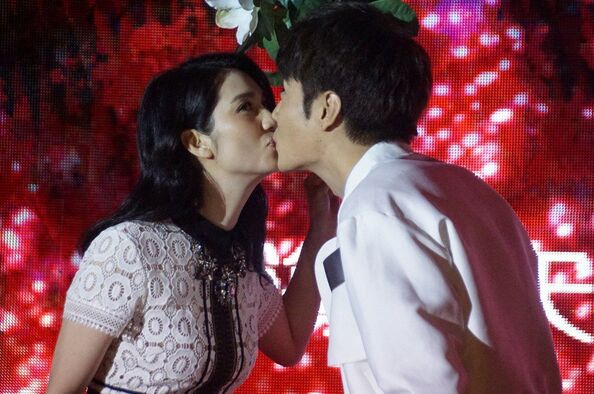 微博热搜停了为什么不更新了(这两天微博热搜榜为什么没有更新)