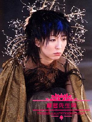 饭岛爱版的蜘蛛精剧照 饭岛爱版的蜘蛛精剧照