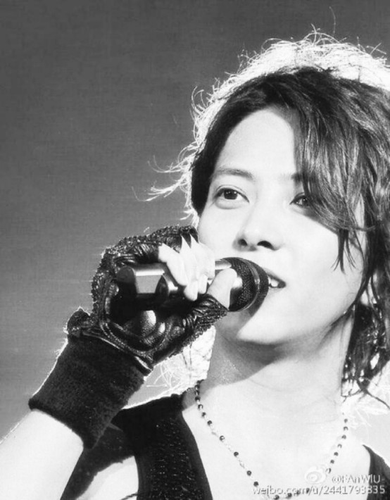 山下智久发布道歉信回应丑闻(山下智久最近消息)