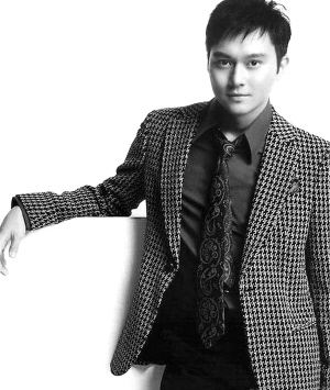 张智霖身价现在多少？张智霖因为不老被叫大(张智霖靠什么赚钱)