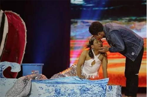 宋小宝表演赵本山笑场视频(赵本山小品视频播放)