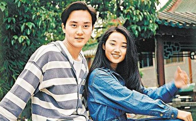 张智霖身价现在多少？张智霖因为不老被叫大(张智霖靠什么赚钱)