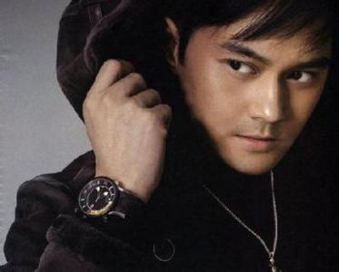 张智霖身价现在多少？张智霖因为不老被叫大(张智霖靠什么赚钱)