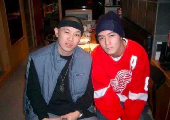 陈冠希怼嘻哈歌手孙八一(陈冠希复出中国有嘻哈)