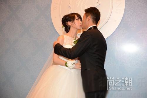 吴京老婆谢楠家庭背景(吴京和谢楠结婚了吗) 吴京老婆谢楠家庭背景(吴京和谢楠结婚了吗)