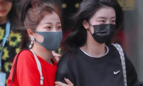 赵小棠为什么叫水水跟虞书欣关系怎么样(赵小棠和虞书欣谁更有钱)