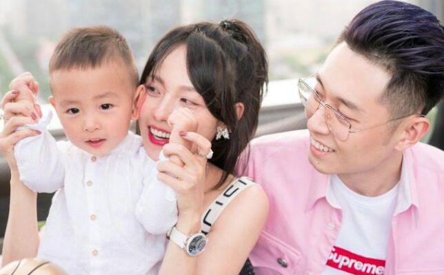 张嘉倪回应拒合影被骂蛇精脸 张嘉倪回应拒合影被骂蛇精脸