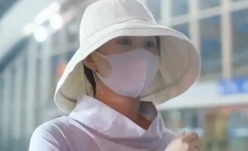 盛一伦脖子上的伤疤是怎么回事？盛一伦上快