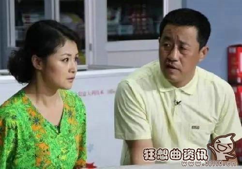 谢大脚为什么喜欢戴手套(谢大脚手套袜子) 谢大脚为什么喜欢戴手套(谢大脚手套袜子)