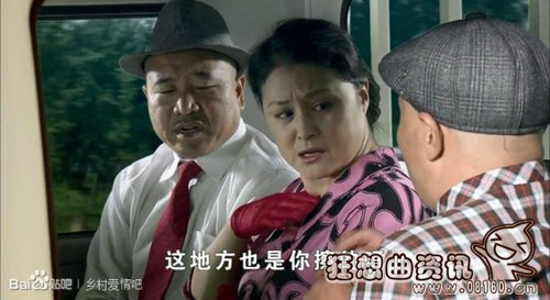 谢大脚为什么喜欢戴手套(谢大脚手套袜子) 谢大脚为什么喜欢戴手套(谢大脚手套袜子)