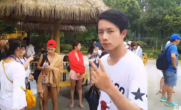 李明霖为什么叫铁锤哥？李明霖是朝鲜族的吗