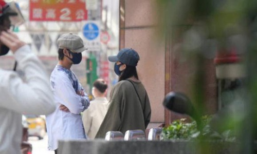 陈柏霖为绯闻女友陈庭萱庆生(陈柏霖绯闻女孩)