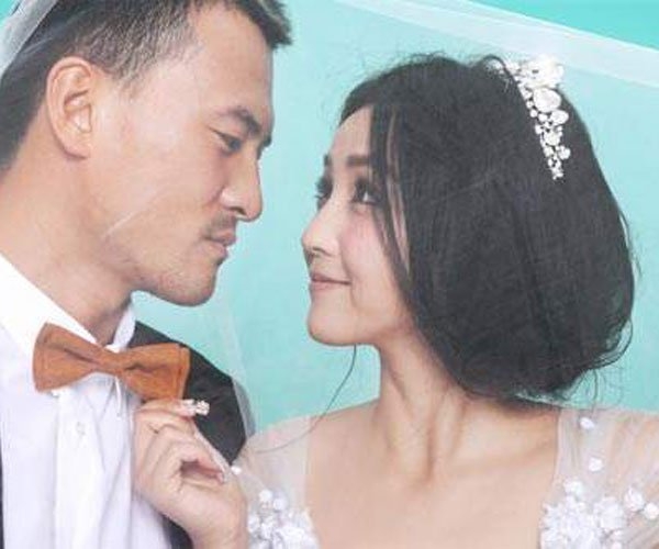 何洁为什么离的婚和赫子铭往事(赫子铭是何洁的前夫吗)