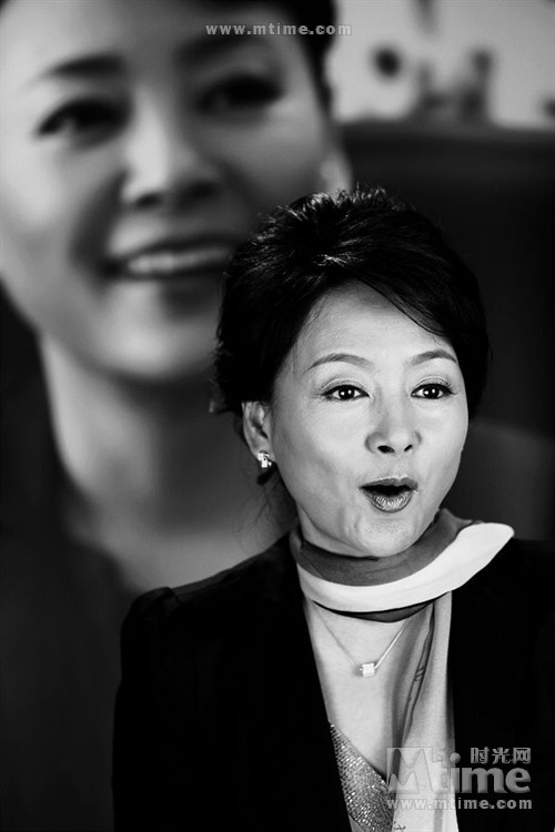 张瑜现如今在哪(张瑜现状近照)