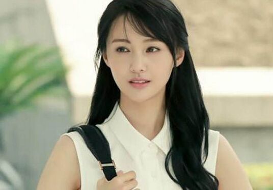 为什么郑爽经常被黑(为什么最近很多人黑郑爽)