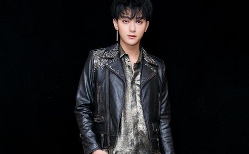 黄子韬和徐艺洋是什么关系(黄子韬喜欢徐艺洋是真的吗)