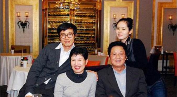 延政勋年轻时图片(延政勋帅吗)