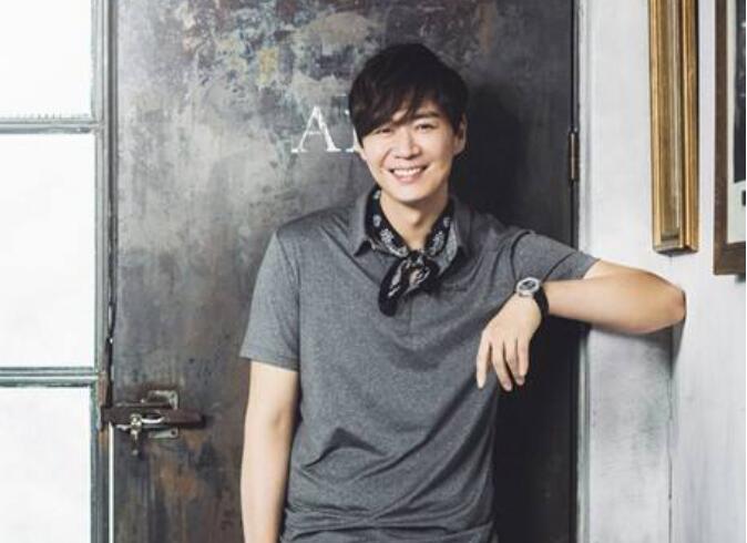 延政勋年轻时图片(延政勋帅吗)