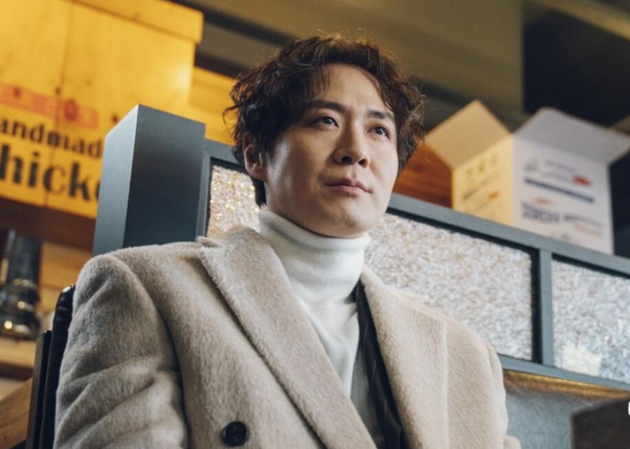 延政勋年轻时图片(延政勋帅吗)