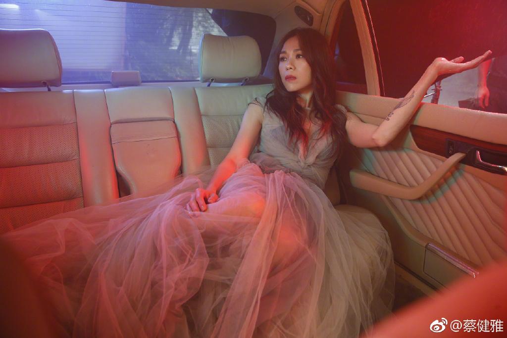 蔡健雅为什么叫姐接、小玲姐、tanya、