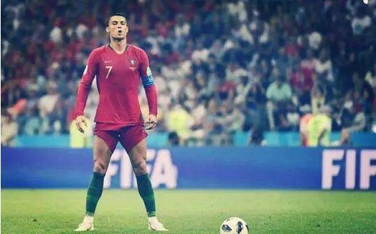 c罗肌肉前后对比图早期也很瘦弱(c罗的肌肉什么水平) c罗肌肉前后对比图早期也很瘦弱(c罗的肌肉什么水平)