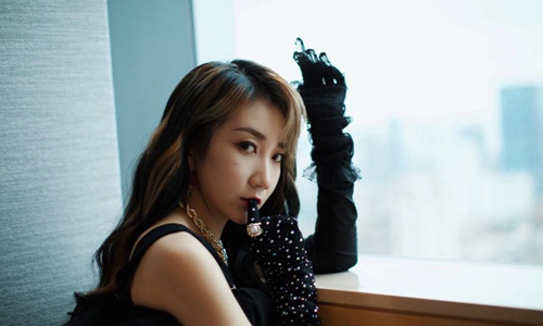 乃万再回应宽容男生