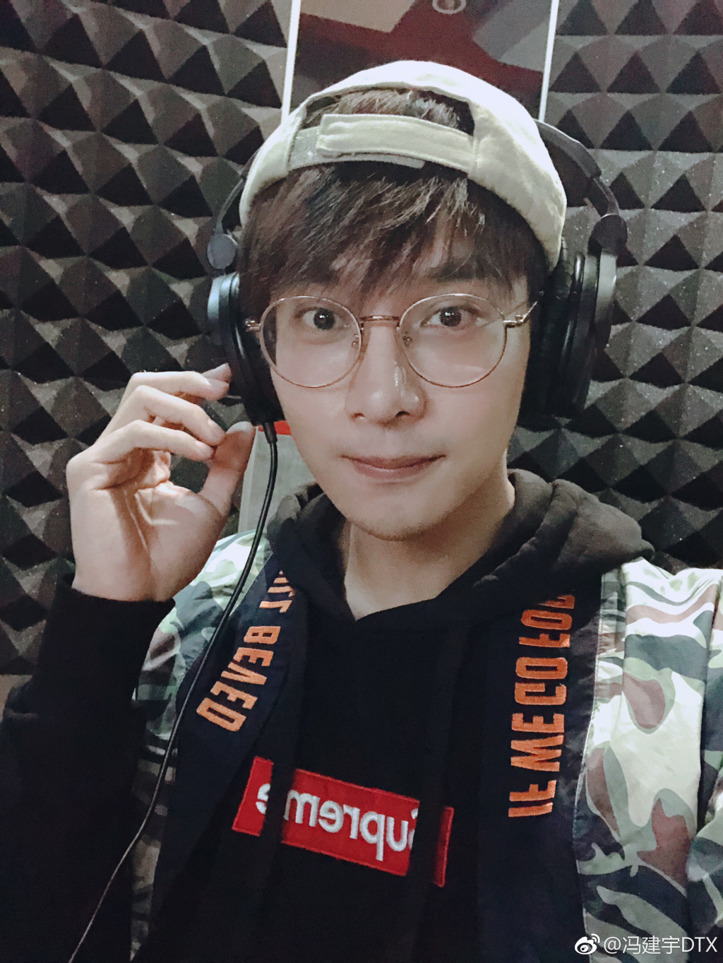 冯建宇711是什么梗?冯建宇王青不再互动