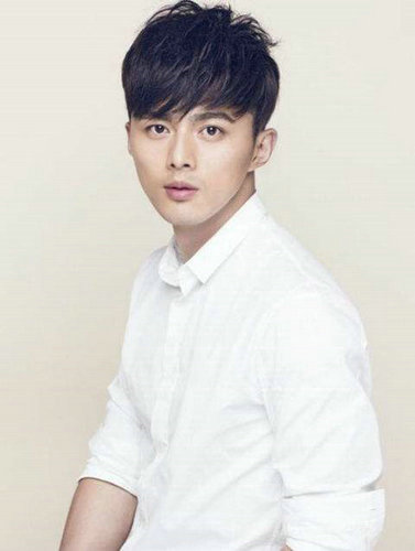 一粒红尘闵朗唱的那首歌叫什么名字?一粒红(一粒红尘明朗唱的歌是什么名字)