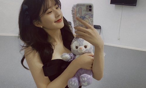 赵露思点赞拉踩吴宣仪视频(赵露思点赞拉踩鞠婧祎)