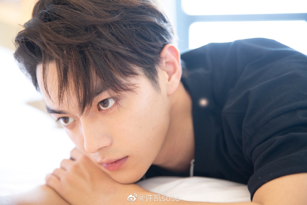 许凯为什么叫横店小王子、麻十三