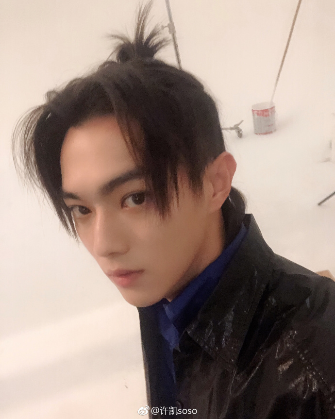 许凯为什么叫横店小王子、麻十三