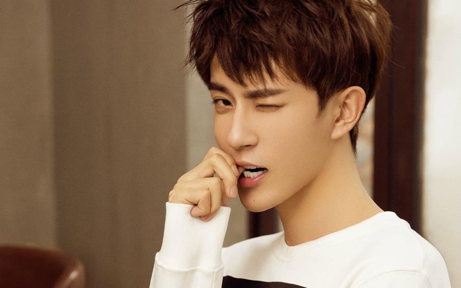 于朦胧女朋友是付梦妮吗?有人说于朦胧是同(于朦胧现实生活中有女朋友吗) 于朦胧女朋友是付梦妮吗?有人说于朦胧是同(于朦胧现实生活中有女朋友吗)